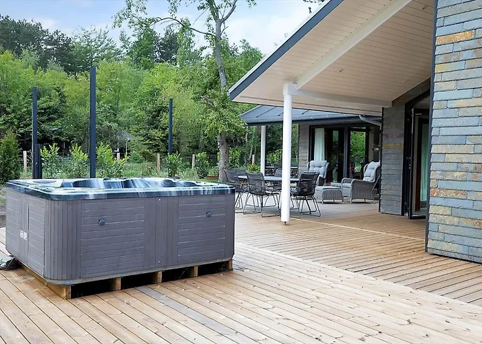 10067-nykobing-sj-niels-jensens-vaenge-2 *